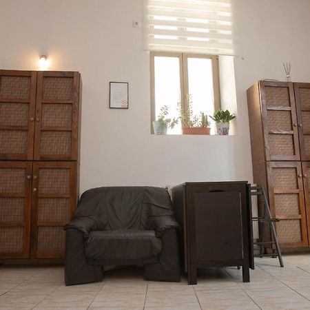 Cosy Apartment In City Centre Oradea Eksteriør billede